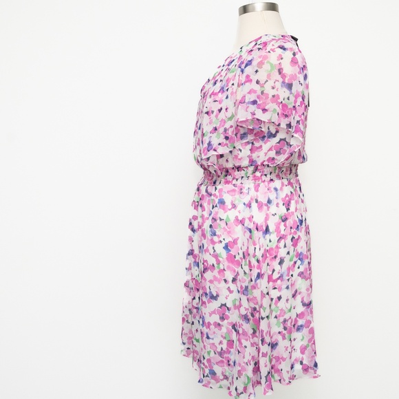 DKNY - Flutter Sleeve V-Neck Floral Chiffon Dress - Picture 6 of 10